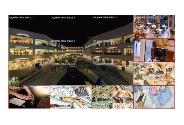 LG 55VSH7J-H 55'' 700 Nits FHD Ultra Slim Bezel Commercial Video Wall Display (0.44 mm Even Bezel, IPS Panel, Smart webOS, 24/7 Operation)