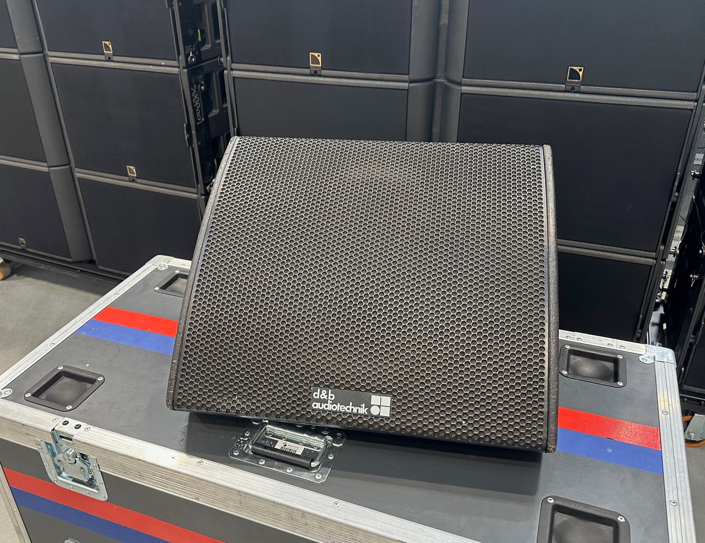 d&b audiotechnik Used M4 Stage Monitor